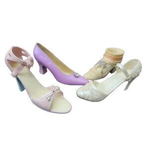 Vintage Miniature SHOE Bundle  My Treasure Kingsbridge Int  4 pc Bridal Brites